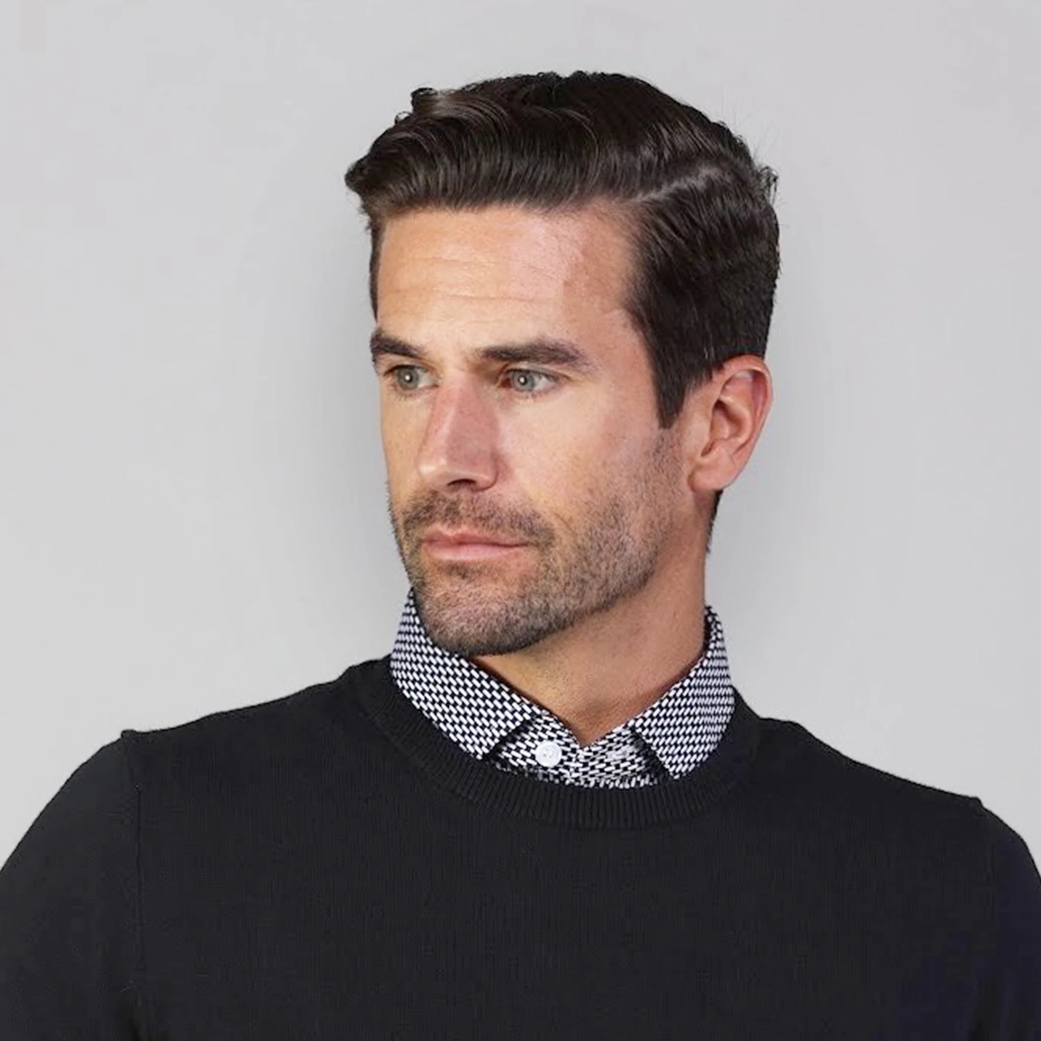 Black Luxury Touch Cotton and Cashmere Crew Neck Sweater - Image 4