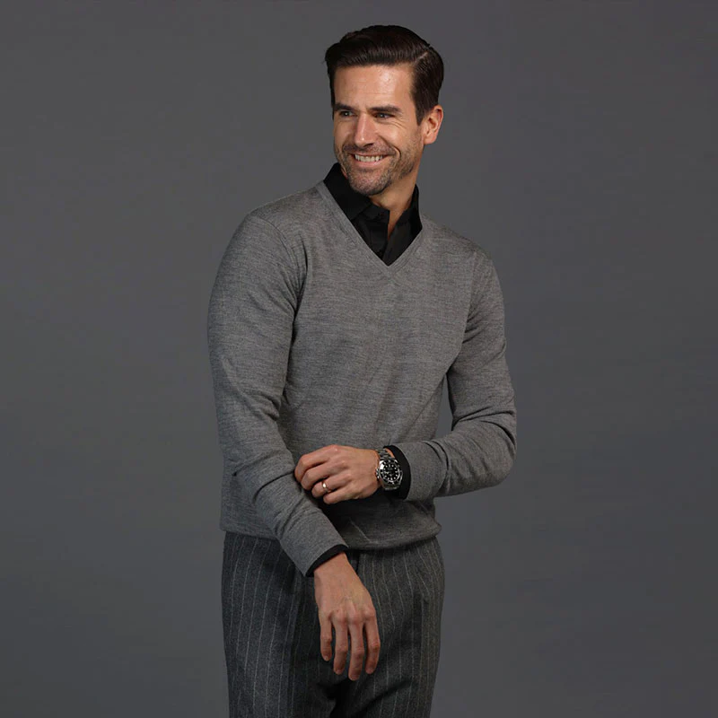 Semi-Spread Collar Polo Long Sleeve Black - Image 4