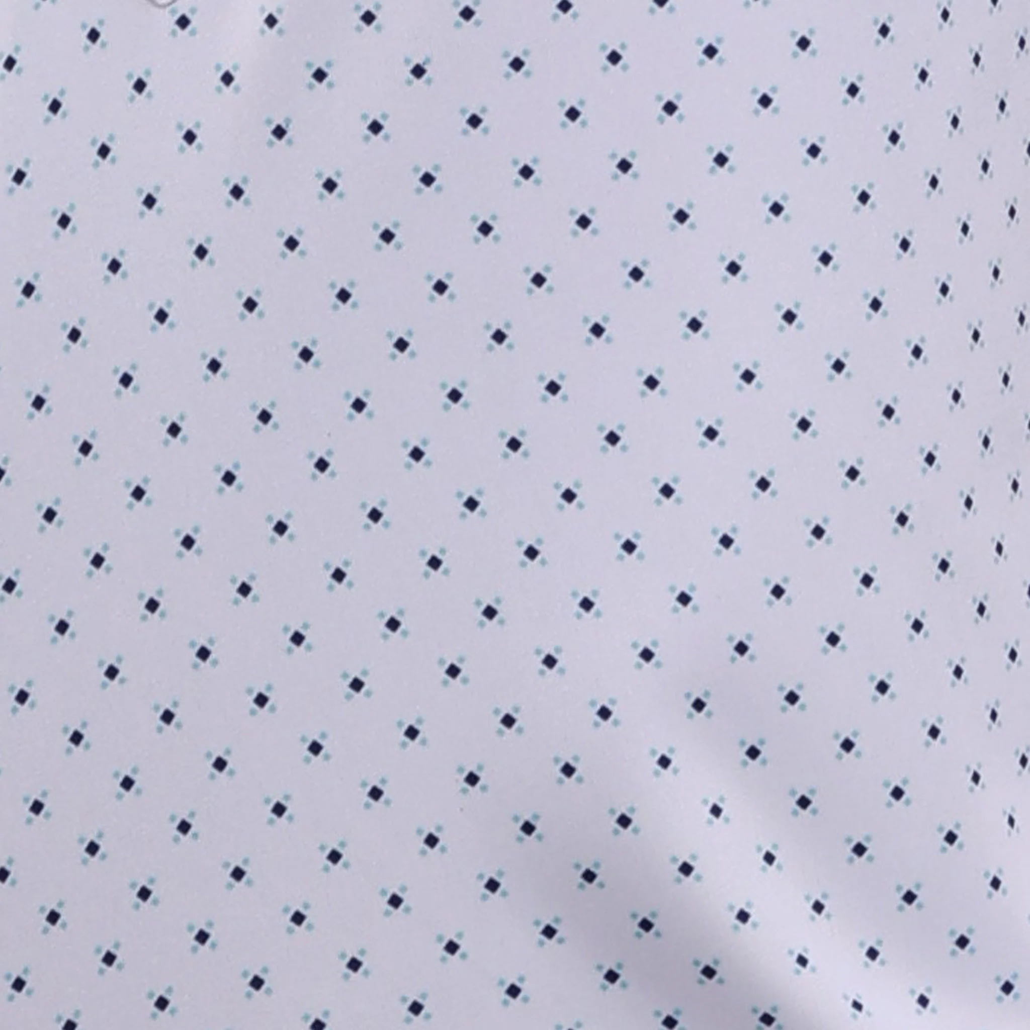 Semi-Spread Collar Polo White Pebble Beach 5 Diamond - Image 5
